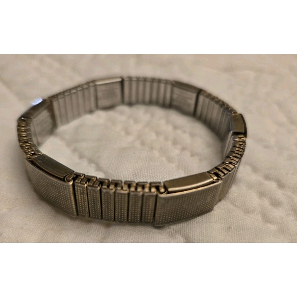 VINTAGE Major Stainless Steel  Magnetic Stretch Link Bracelet Retro Silvertone